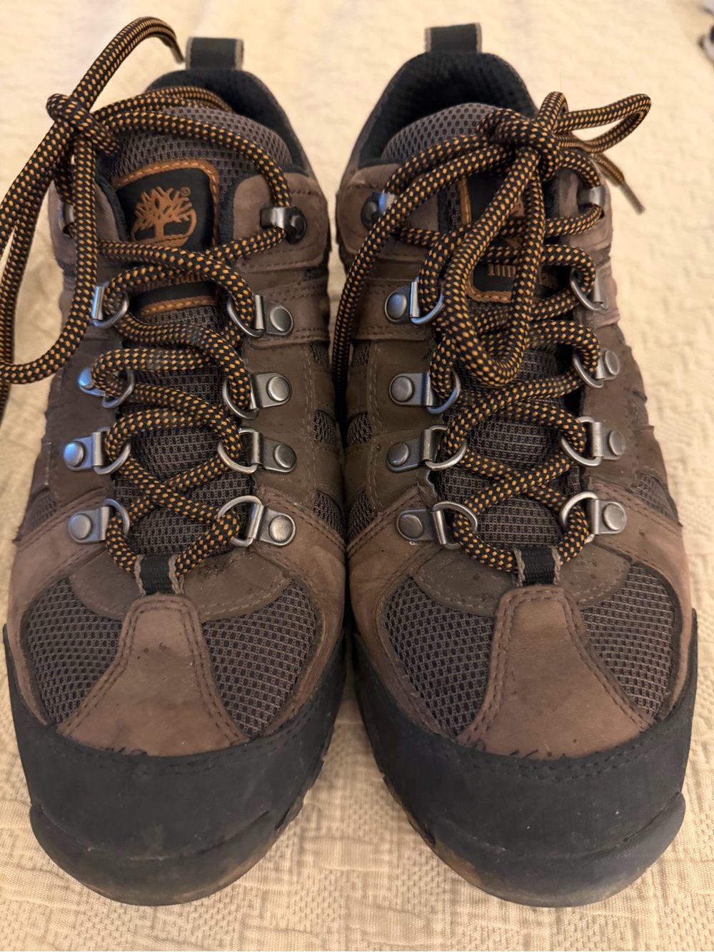 Timberland Brown and Black Men's Hiking Boots with Contrast Laces
